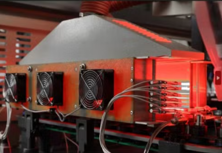 Efficient IR heating module for blow molder